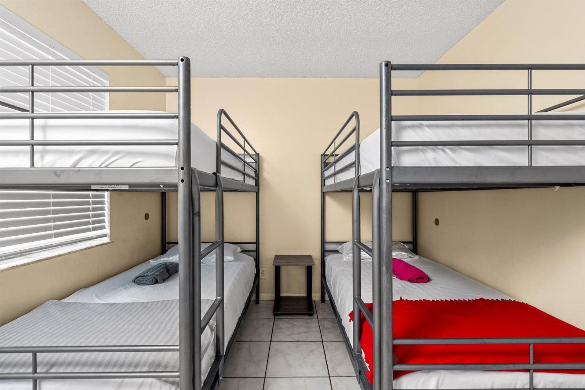 Crocodhouse Early Check In Eight Years Hosting Hostel Fort Lauderdale Buitenkant foto